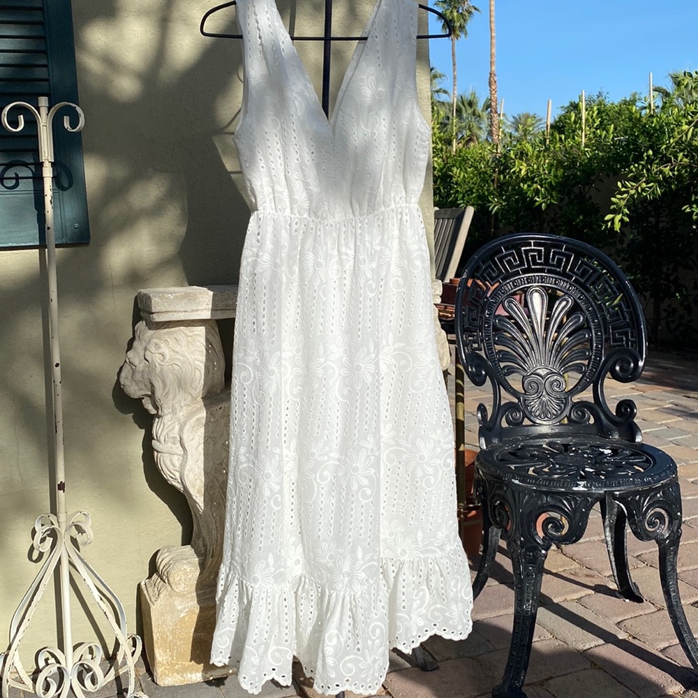 LUNGO L’ARNO White Eyelet dress